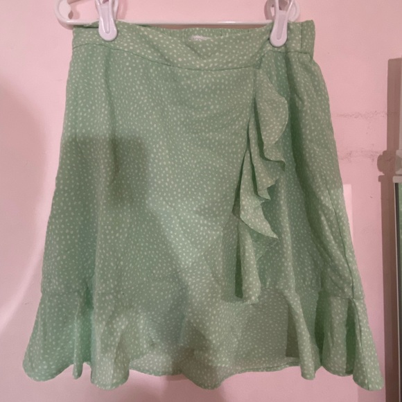 Mint Green skirt - Picture 2 of 5